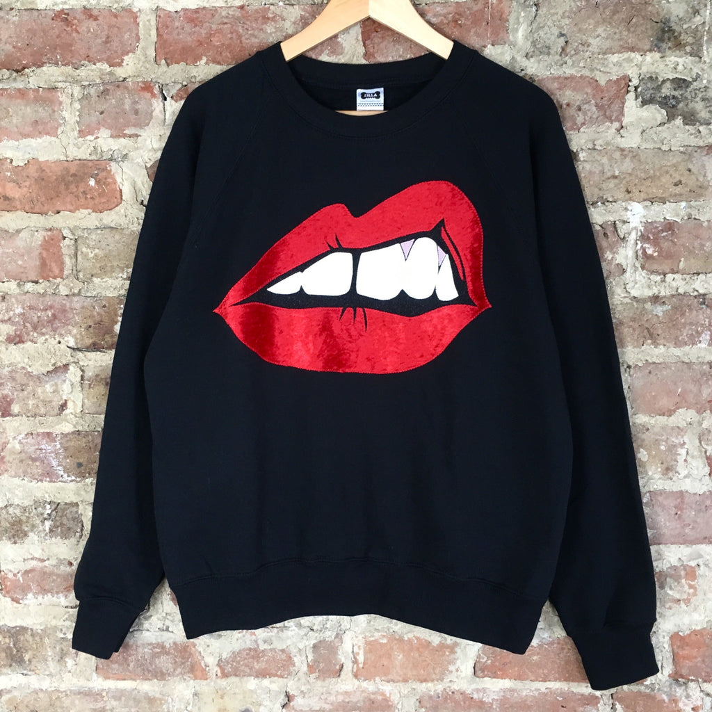 (324) 2nd - Size M - Bite Back Sweatshirt - Classic Red Velvet