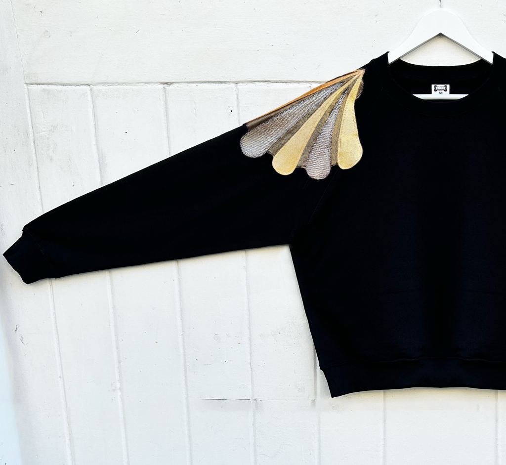'Shell Shock' Sweat - Black and Gold - Shoulder Design