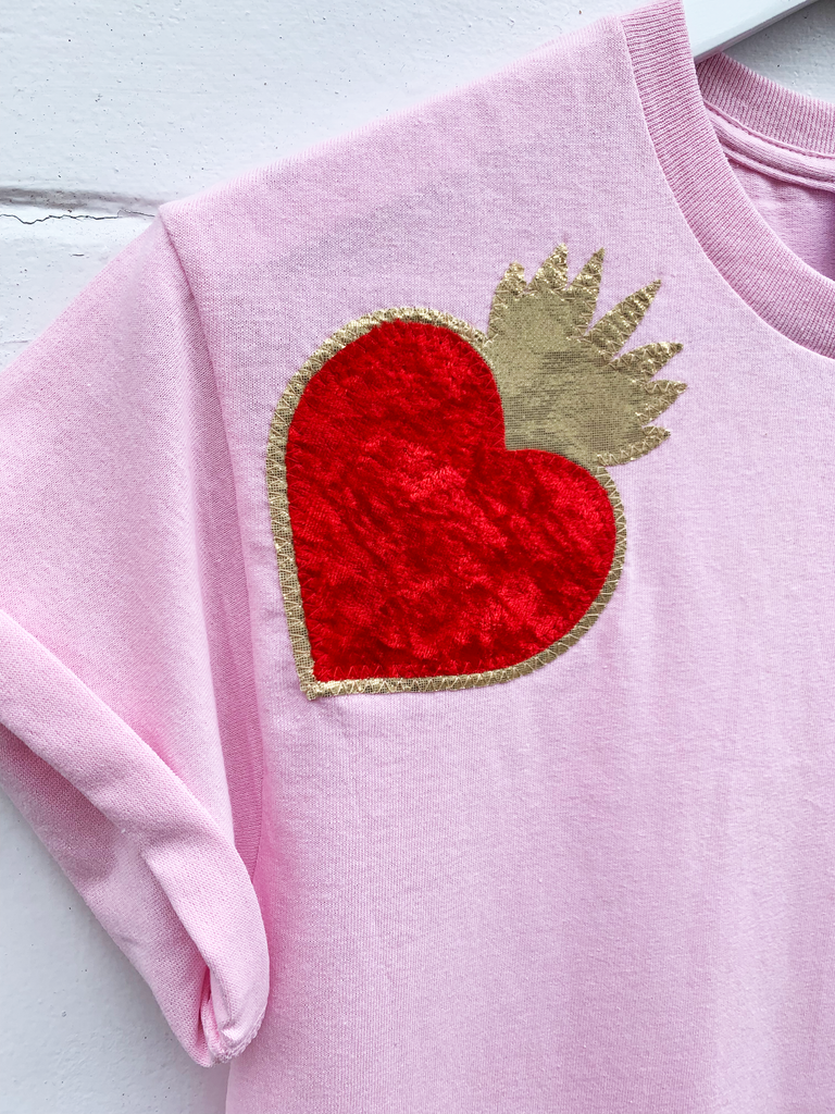 Queenie Tee - Unisex Fit in Pink